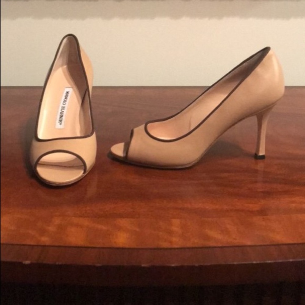 Manolo Blahnik (Authentic)